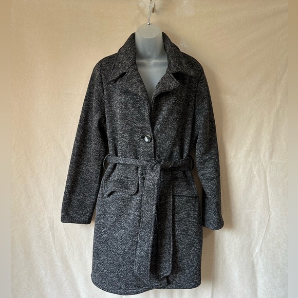Steve Madden Black button coat, Size Large, 3/$25 - Picture 2 of 6